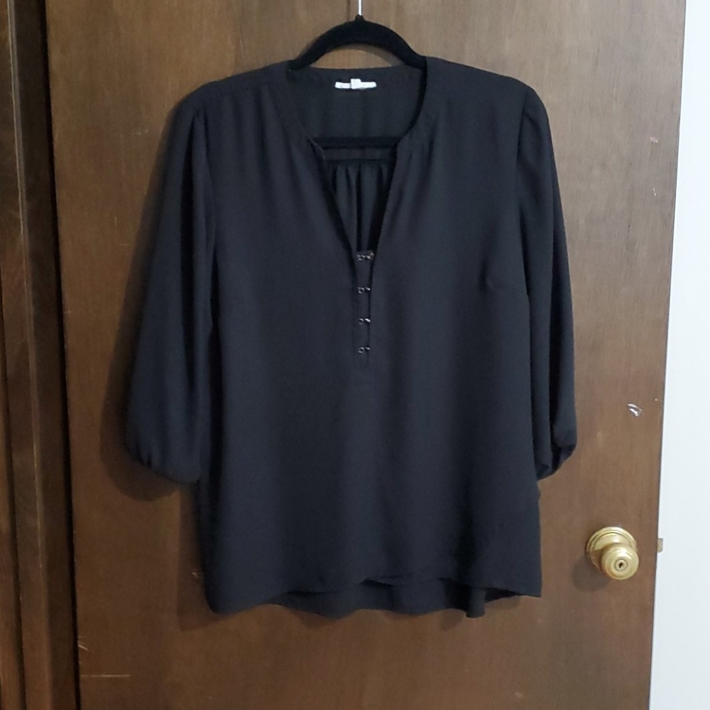 3/4 sleeve black blouse